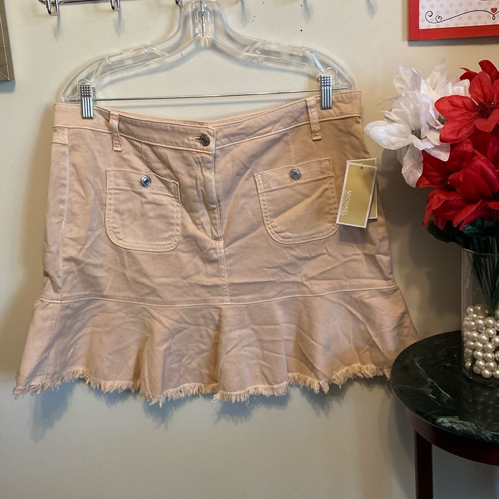 NWT Michael Michael Kors Skirt Sz 16 w/front & back pockets, belt loops $98.